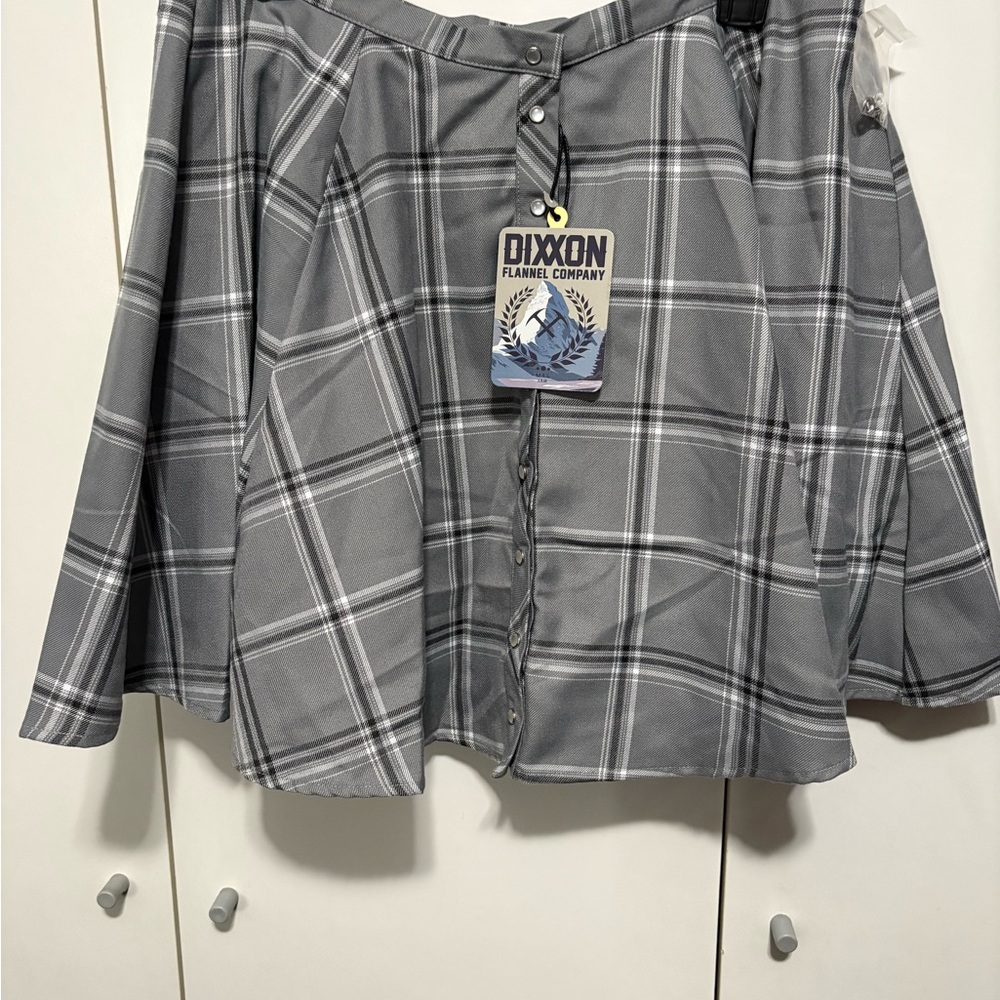 DIXXON “The Emperor” Women's Gray and White Plaid Skater Skirt